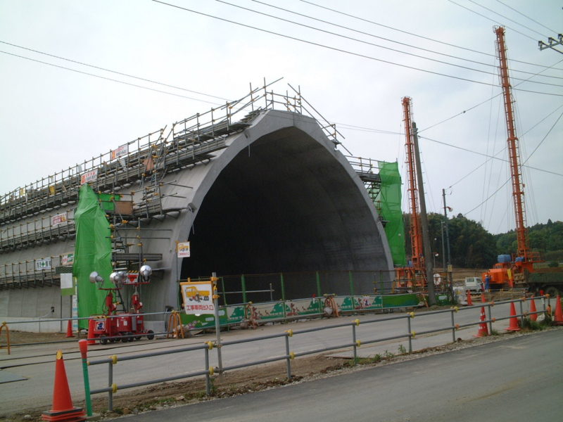 館山自動車道君津Ｉ.Ｃ工事ＳＴＡ.４２