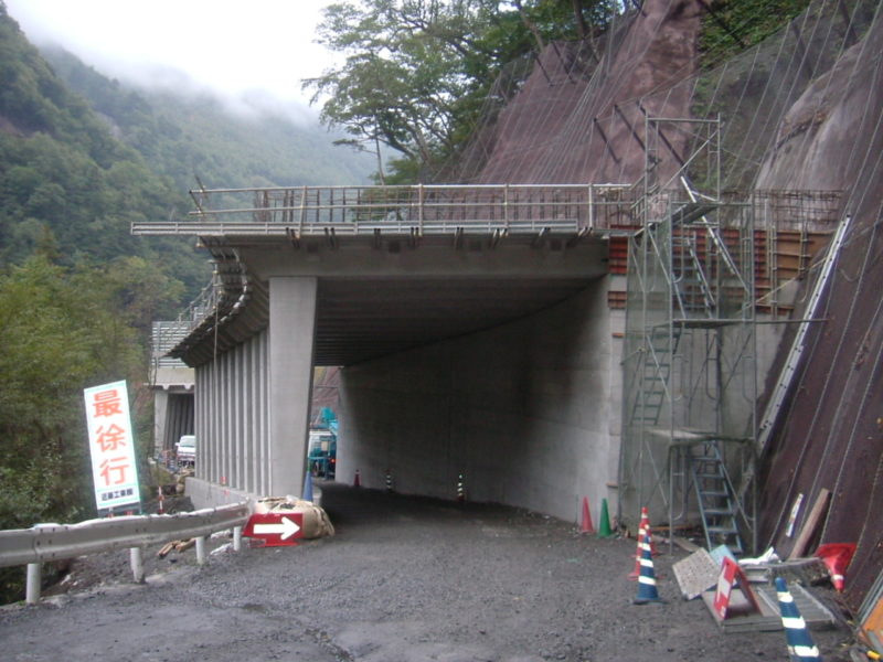 南アルプス公園線水沢橋道路災害工事