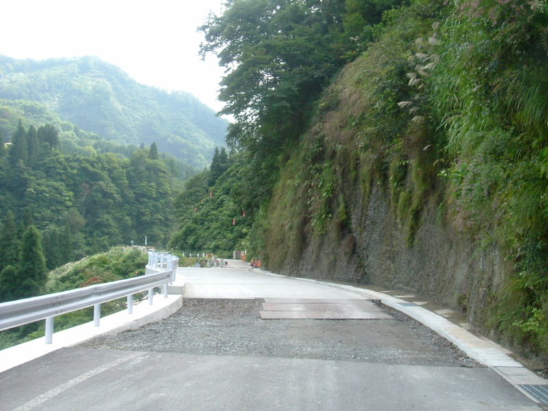 清津公園線清津峡観光・体験交流道路工事 施工実績 日本サミコン株式会社