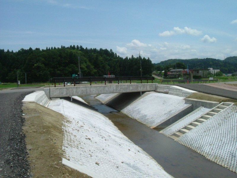 猿橋川筋頭無川橋梁上部工工事