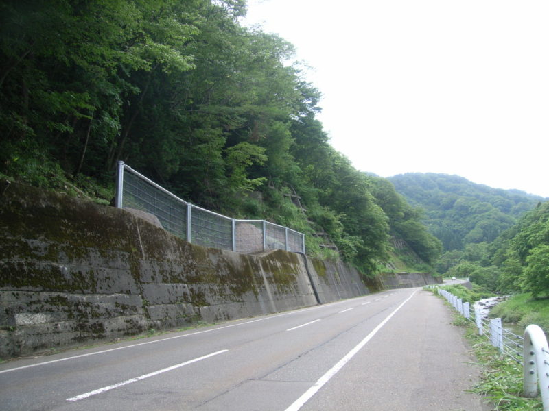 県道２５３号大島区岡雪崩防止施設工事