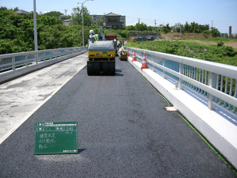 国道４０２号野積橋Ｂ活荷重補強工事