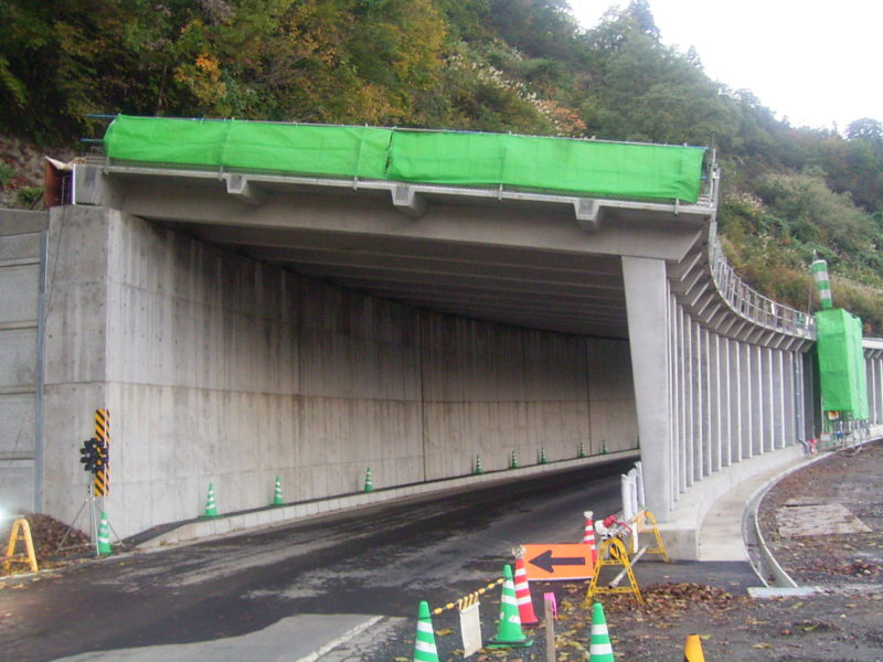 中深見越後田沢停車場線倉俣３スノーシェッド工事