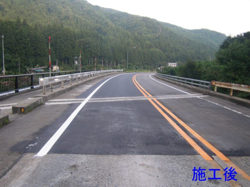 国道７号管内橋梁検査路新設工事（中津原橋）