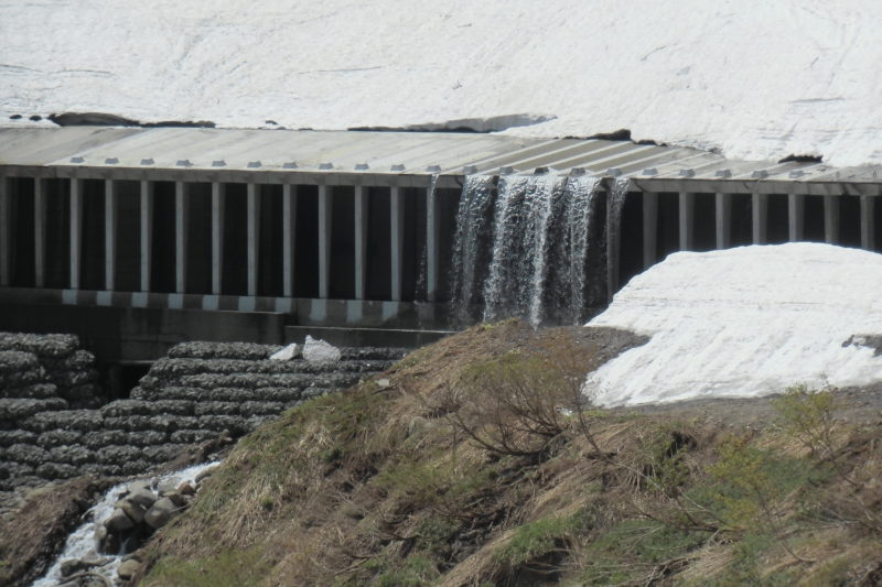 国道２５２号災害復旧工事（道路・防雪工）