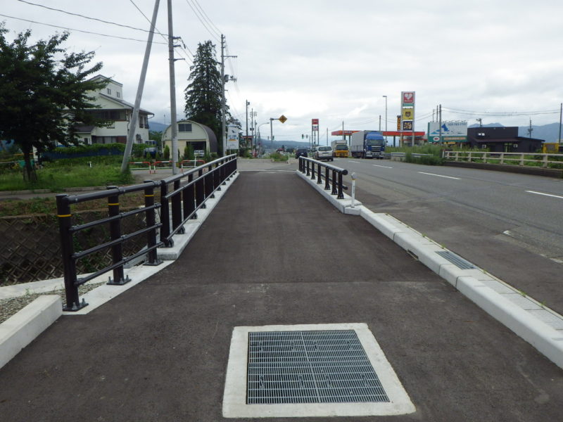 国道１７号南田中・石打自歩道工事