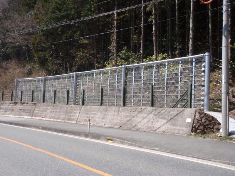 国道１８０号　公共　道路工事（防災）