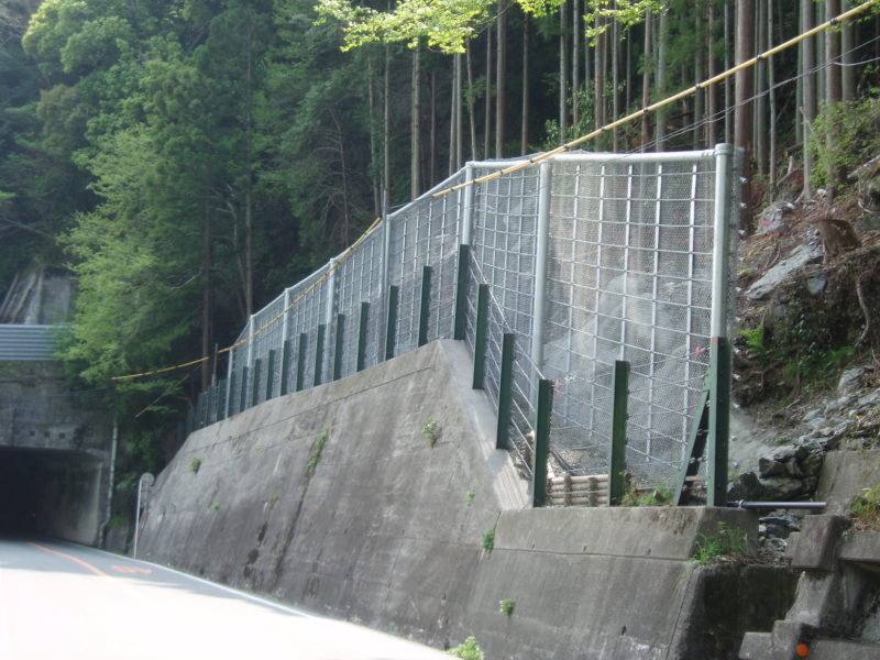 国道１５２号道路防災工事（西川トンネル北）