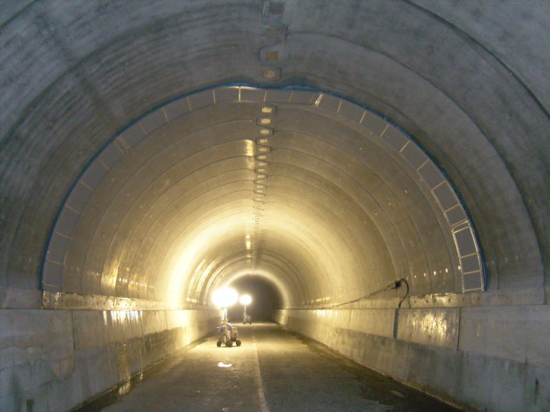 林道白山線２工区トンネル補修工事