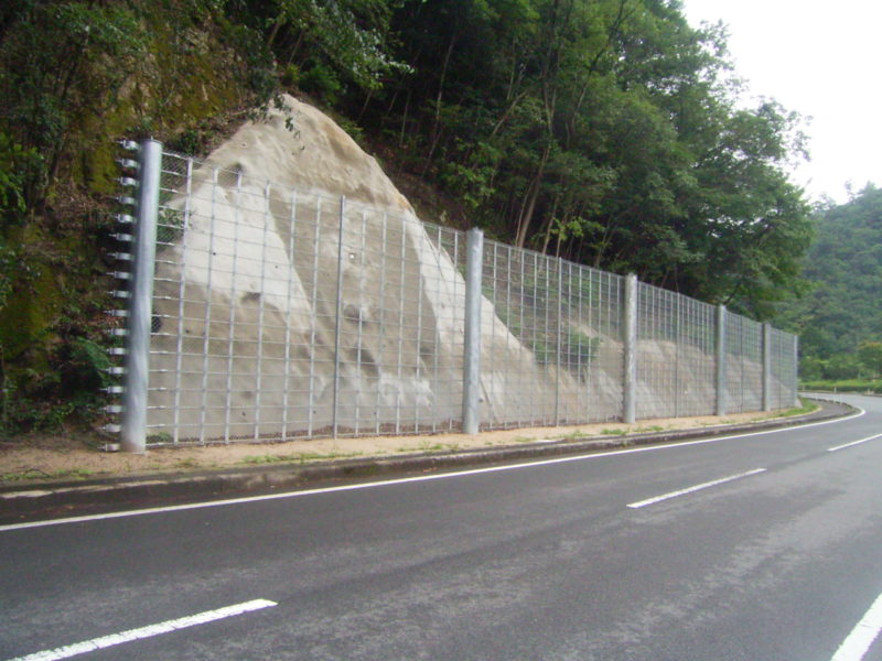 三瓶山公園線（野城工区）防災安全交付金（災害防除）工事