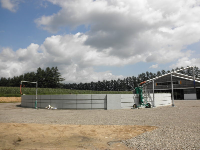 美蔓農業水利事業 配水調整池幌内工区外一連建設工事