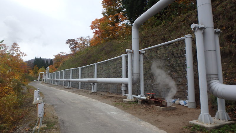 上の岱蒸気基地E-B蒸気配管雪崩対策工事