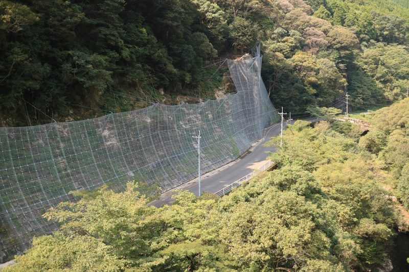 県道尾鈴川南停車場線下切工区落石対策工事