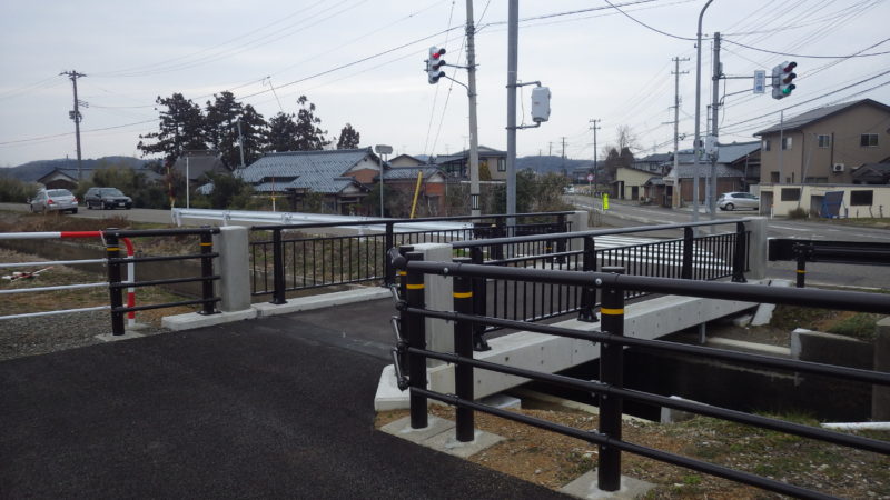 主要地方道長岡寺泊線防災安全（交安）島崎橋歩道橋橋梁架替工事