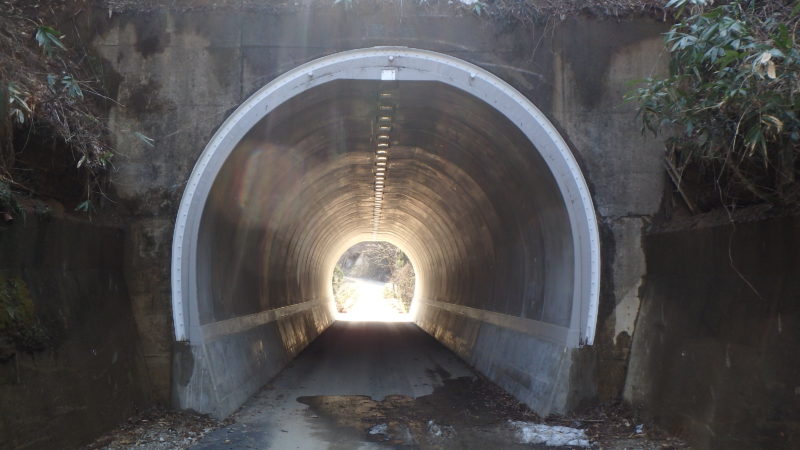 市道雪田沢線トンネル補修工事（雪田沢トンネル）