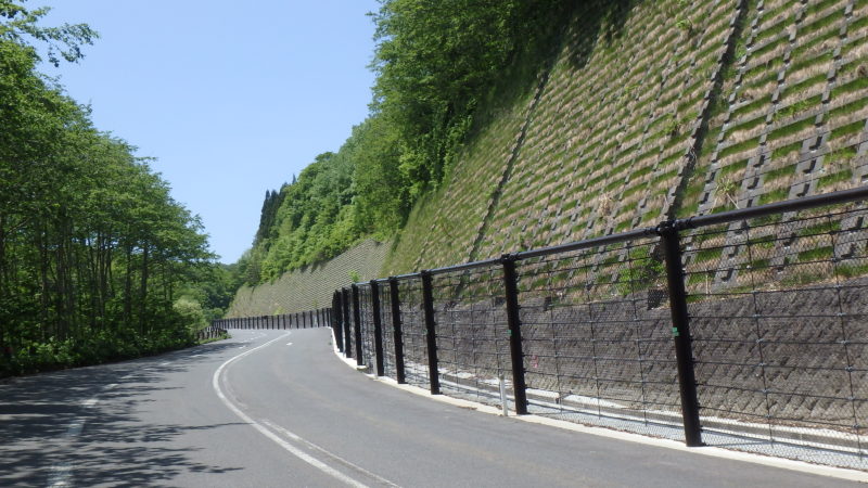 国道１０２号（奥入瀬バイパス）防雪工事