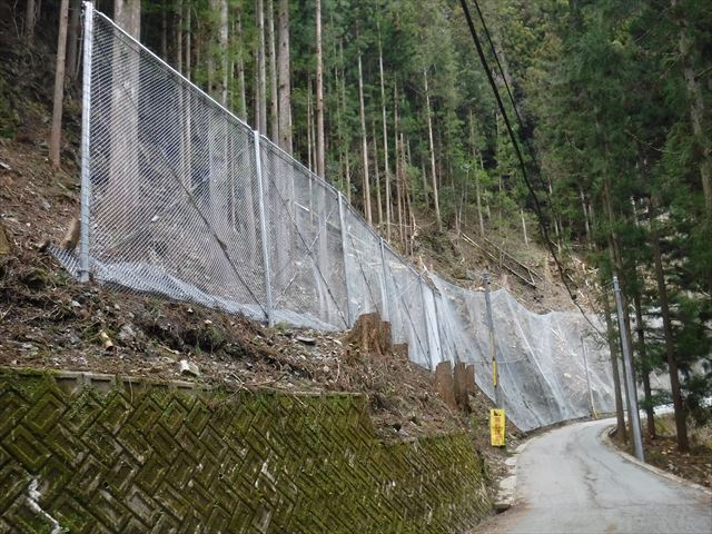 市道佐久間地八線道路防災工事