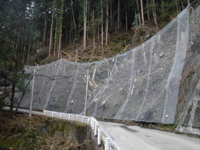 市道佐久間地八線道路防災工事