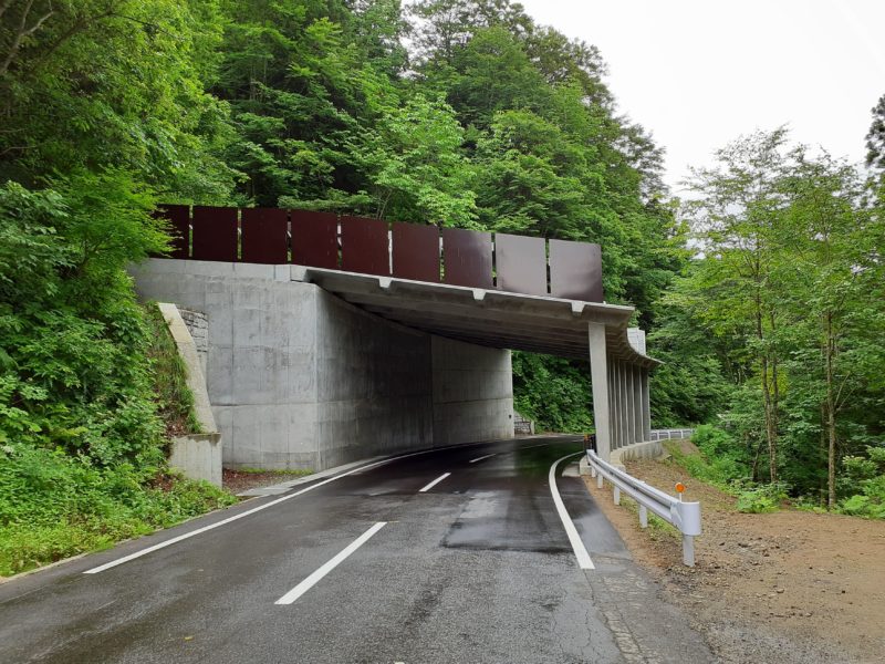 電 第1-10号 川内佐井線道路改良工事（田野沢山１号スノーシェッド）