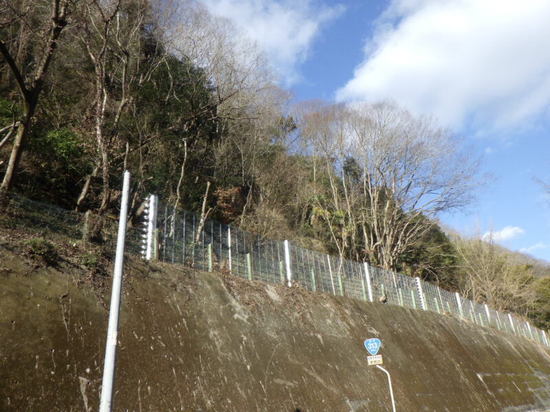 3-2-4 112-24-2　公共 道路工事（落石防護柵工）